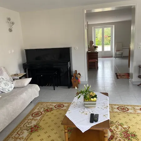 La Maison D'aime - Spacieuse Et Grand Jardin *