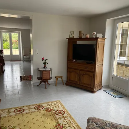 La Maison D'aime - Spacieuse Et Grand Jardin *