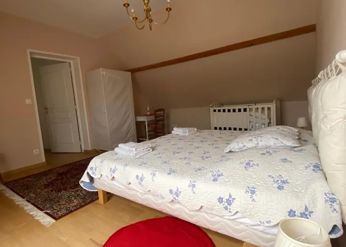 Casa vacanze La Maison D'aimé - Spacieuse Et Grand Jardin