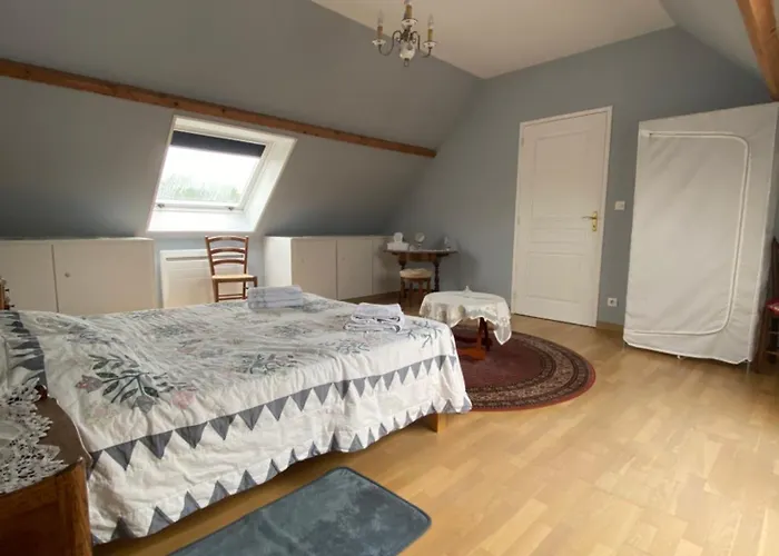 La Maison D'aimé - Spacieuse Et Grand Jardin